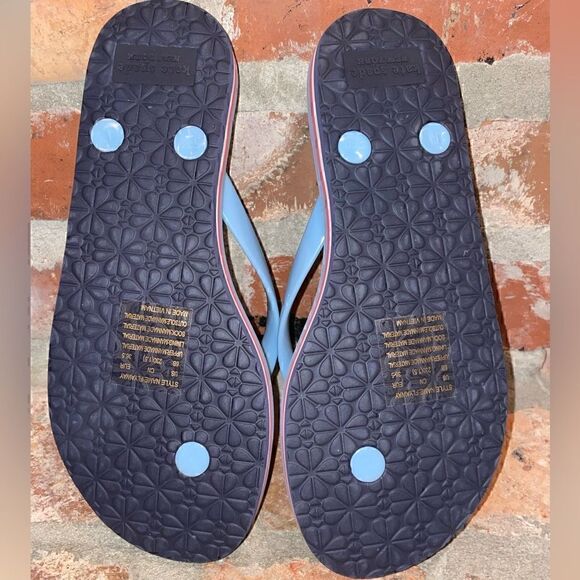 Kate Spade New York flyaway flip flops size 5-6 Light Blue Strap - Picture 3 of 5